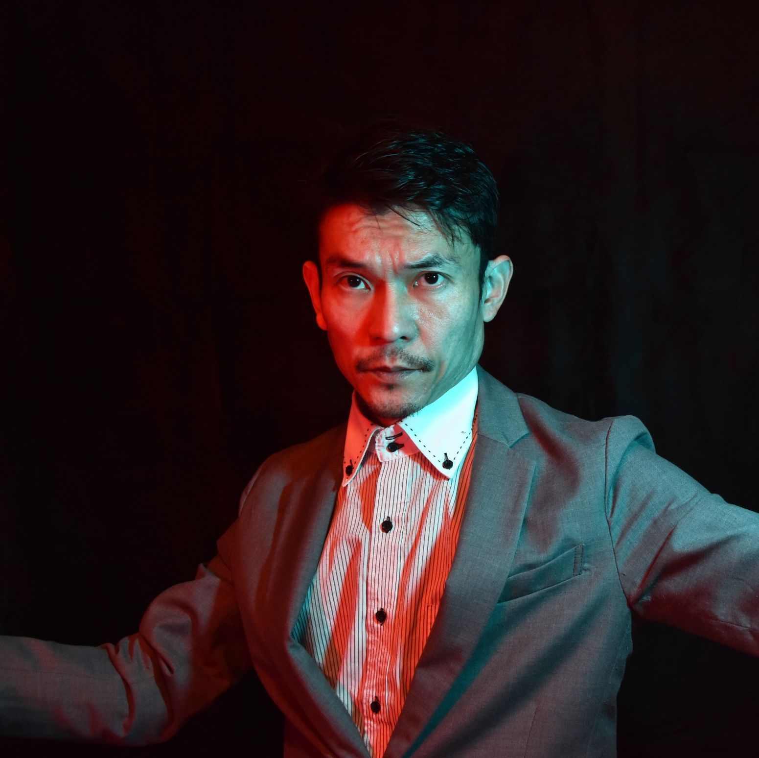 現行犯逮捕｜深夜の捕り物_ボディーガード・身辺警護・4号警備「POB危機管理株式会社」